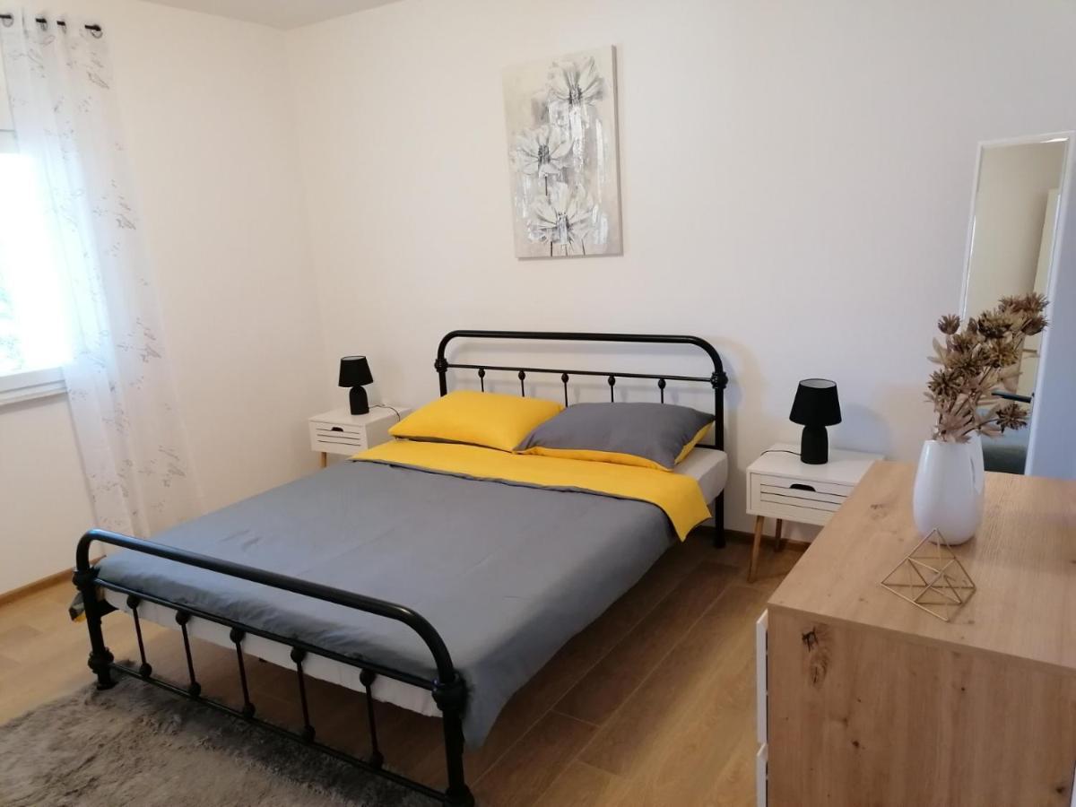 Apartman Nina Kali Exterior foto